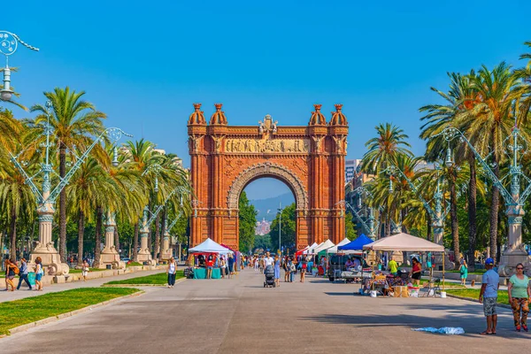 Barcelona España Junio 2019 Gente Está Pasando Por Arco Del — Foto de Stock