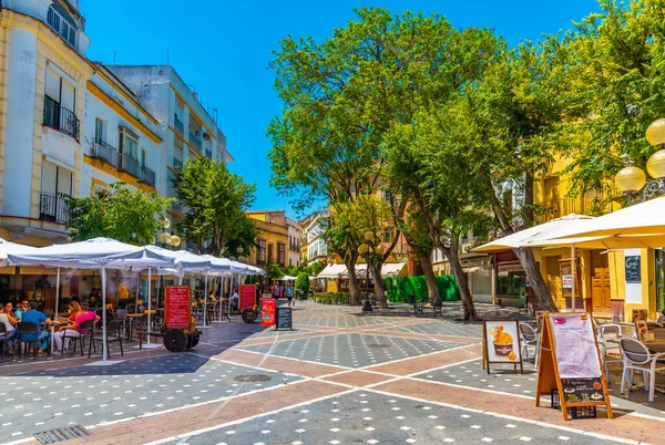 Jerez Frontera Spain June 2019 Люди Гуляють Вулиці Херес Фронтера — стокове фото