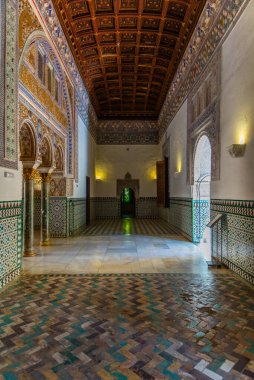 SEVILLA, İspanya, 25 Haziran 2019: İspanya 'da gerçek alcazar de Sevilla' da güzel süsler