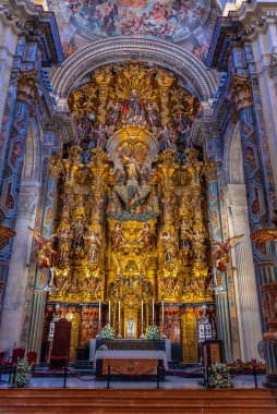 SEVILLA, İspanya, 25 HAZİRAN 2019: Sevilla, İspanya 'daki El Divino Salvador Kilisesi