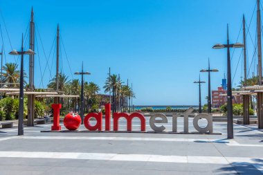 ALMERIA, İspanya, 20 Haziran 2019: İspanya 'nın Almerya kentindeki Almerya' yı Sevdiğimi İmzala