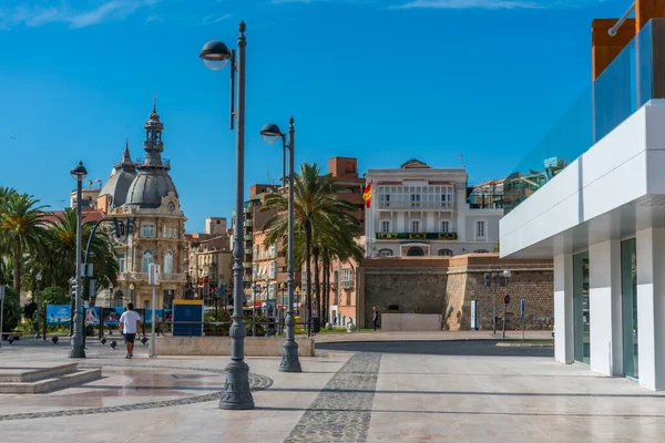 Cartagena Espanha Junho 2019 Pessoas Estão Passeando Frente Palácio Consistoral — Fotografia de Stock