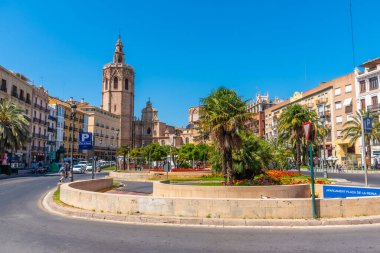 VALENCIA, İspanya, 17 Haziran 2019: Valencia 'daki Katedral Plaza de la Reina, İspanya