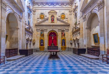 Salamanca, İspanya, 19 Mayıs 2019: Salamanca, İspanya 'da San Esteban Manastırı