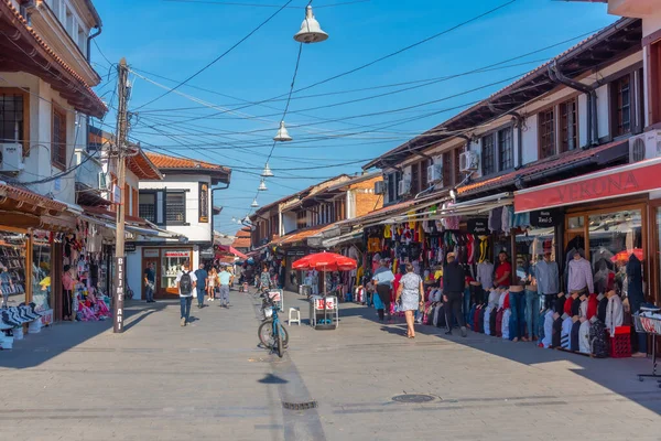 Peja Kosovo September 2019 Människor Strosar Genom Basaren Peja Kosovo — Stockfoto