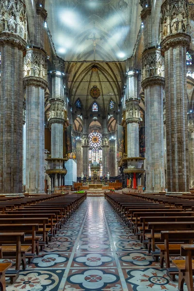 意大利米兰 2019年7月19日 意大利米兰多摩大教堂的内部 — 图库照片