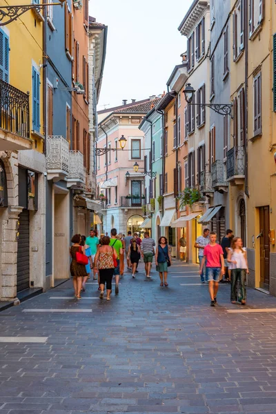 Desenzano Del Garda Italien Juli 2019 Folk Strosar Gata Desenzano — Stockfoto