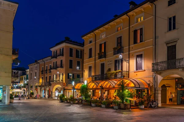 Desenzano Del Garda Itália Julho 2019 Vista Pôr Sol Piazza — Fotografia de Stock