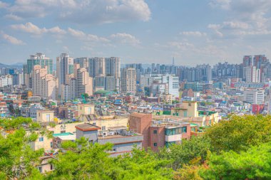SEOUL, Kore, 19 Ekim 2019: Namsan Park, Kore Cumhuriyeti 'nden Seul silueti