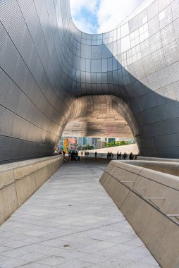 SEOUL, Kore, 19 Ekim 2019: Dongdaemun Tasarım Plaza Seul, Kore Cumhuriyeti