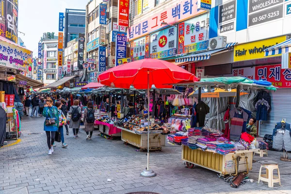 Seoul Korea Outubro 2019 Pessoas Estão Passeando Pelo Namdaemun Market — Fotografia de Stock