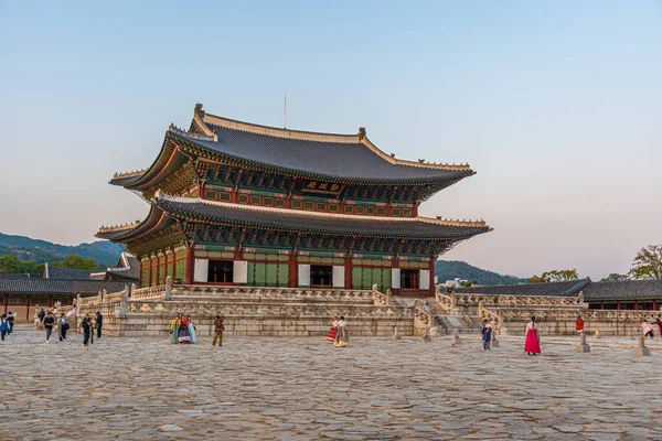 Seoul Korea Oktober 2019 Solnedgång Över Gyeongbokgung Palace Seoul Sydkorea — Stockfoto