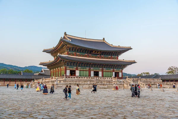 Seoul Korea Oktober 2019 Solnedgång Över Gyeongbokgung Palace Seoul Sydkorea — Stockfoto