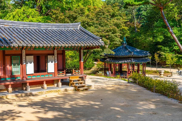Seoul Coreia Outubro 2019 Pavilhão Madeira Dentro Jardim Secreto Palácio — Fotografia de Stock