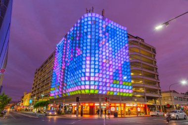 ADELAIDE, AUSTRALYA, HAZİRAN 5 Ocak 2020: Adelaide 'deki Rundle feneri, Avustralya