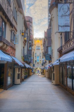 PERTH, AUSTRALYA, 16 HAZİRAN 2020: Perth, Avustralya 'daki Londra saray alışveriş şeridi