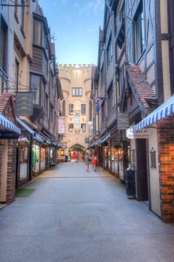 PERTH, AUSTRALYA, 16 HAZİRAN 2020: Perth, Avustralya 'daki Londra saray alışveriş şeridi