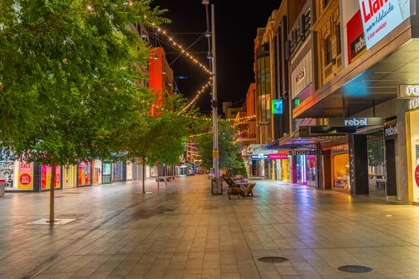 Adelaide Austrália Janeiro 2020 Vista Pôr Sol Uma Rua Rundle — Fotografia de Stock