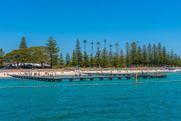 Busselton Australia Gennaio 2020 Gente Trascorre Una Giornata Spiaggia Busselton — Foto Stock