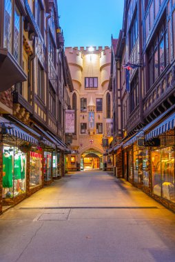 PERTH, AUSTRALYA, 19 HAZİRAN 2020: Perth, Avustralya 'daki Londra saray alışveriş şeridi