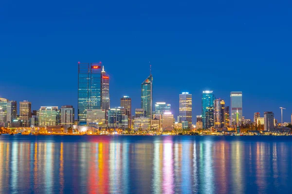Perth Australia Enero 2020 Vista Nocturna Perth Través Del Río —  Fotos de Stock