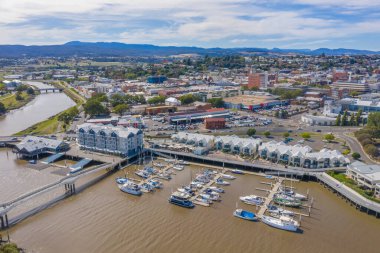 LAUNCESTON, AUSTRALYA, 29 Şubat 2020: Launceston, Avustralya 'daki yat limanının havadan görüntüsü