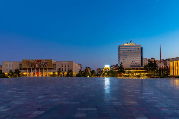 Tirana Albania Septiembre 2019 Vista Del Amanecer Del Museo Nacional — Foto de Stock