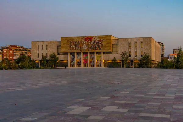 Tirana Albania Septiembre 2019 Vista Del Amanecer Del Museo Nacional — Foto de Stock