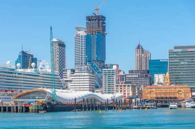 AUCKLAND, NEW ZEALAND, 20 Şubat 2020: Auckland, Yeni Zelanda 'daki feribot terminali