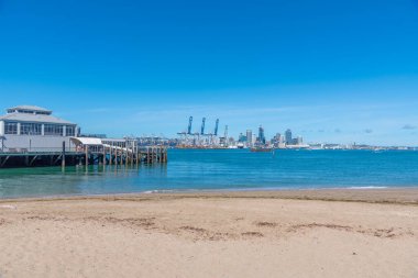 AUCKLAND, NEW ZEALAND, 20 Şubat 2020: Auckland sanayi limanı, Yeni Zelanda