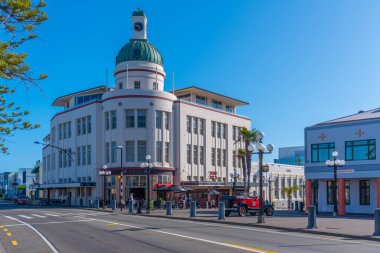 NAPIER, NEW ZEALAND, 10 Şubat 2020: Napier, Yeni Zelanda merkezindeki tarihi binalar