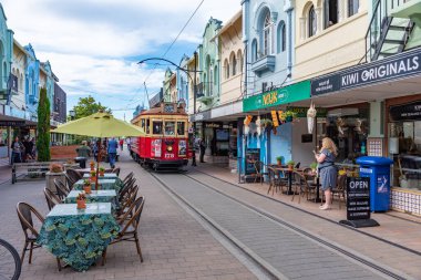 CHRISTCHURCH, NEW ZEALAND, 21 OCAK 2020: Christchurch, Yeni Zelanda 'daki New Regent Caddesi' ndeki restoranlar