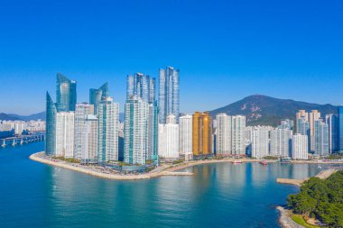 BUSAN, KOREA, 30 Ekim 2019: Busan, Kore 'deki Deniz Kenti Gökdelenleri