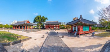 JEJU CITY, Kore, 11 Kasım 2019: Jeju şehrinin merkezindeki Gwandeokjeong tarihi kompleksi, Kore Cumhuriyeti