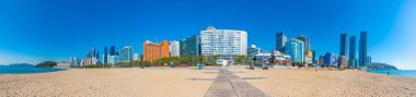 BUSAN, Kore, 30 Ekim 2019: Busan 'daki Haeundae Sahili, Kore Cumhuriyeti