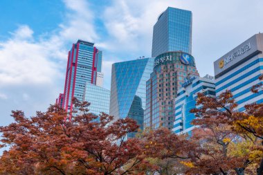 SEOUL, Kore, 10 Kasım 2019: Seul, Kore Cumhuriyeti 'ndeki Yeouido Adası' nın merkezinde C-47 uçağı