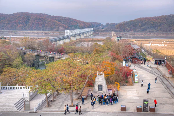 Imjingak Korea November 2019 Menschen Spazieren Auf Die Brücke Der — Stockfoto