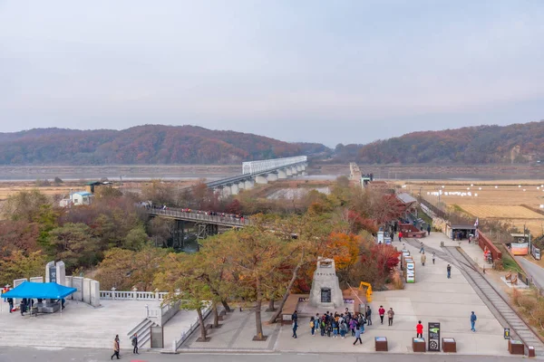 Imjingak Korea November 2019 People Strolling Bridge Freedom Imjingak Republic — Stock Photo, Image