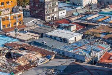 SEOUL, KOREA, 9 Kasım 2019: Sewoon elektronik pazarından Seul şehir merkezinin hava görüntüsü, Kore Cumhuriyeti