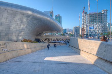 SEOUL, Kore, 9 Kasım 2019: Dongdaemun Tasarım Plaza Seul, Kore Cumhuriyeti