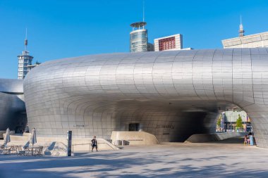SEOUL, Kore, 9 Kasım 2019: Dongdaemun Tasarım Plaza Seul, Kore Cumhuriyeti