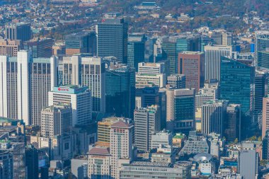 SEOUL, Kore, 7 Kasım 2019: Seul 'deki Namsan Kulesi' nden Seul şehir merkezinin havadan görünüşü