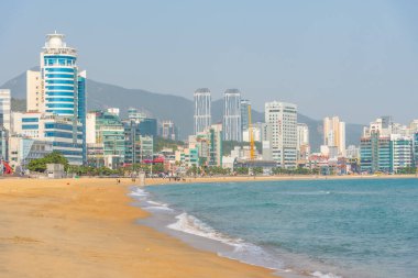 BUSAN, Kore, 29 Ekim 2019: Busan, Kore Cumhuriyeti 'ndeki Gwangalli plajı