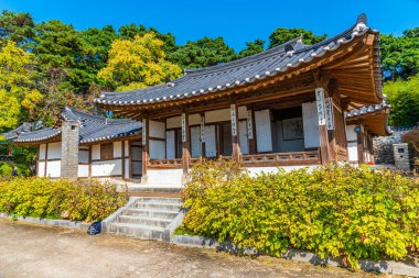 GANGNEUNG, Kore, 26 Ekim 2019: Gangneung, Kore Cumhuriyeti 'ndeki Ojukheon Evi