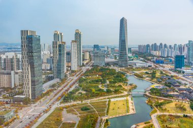Incheon, Kore, 25 Ekim 2019: Incheon, Kore 'deki Songdo parkının havadan görünüşü