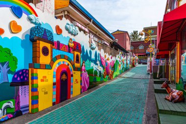 Incheon, Kore, 25 Ekim 2019: Songwoldong Peri Köyü, Incheon, Kore Cumhuriyeti