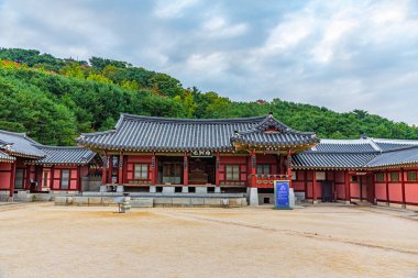 Suwon, Kore, 24 Ekim 2019: Hwaseong Haenggung Sarayı, Suwon, Kore Cumhuriyeti