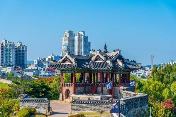 Suwon Korea Οκτωβρίου 2019 Περίπτερο Banghwasuryujeong Στο Suwon Δημοκρατία Της — Φωτογραφία Αρχείου