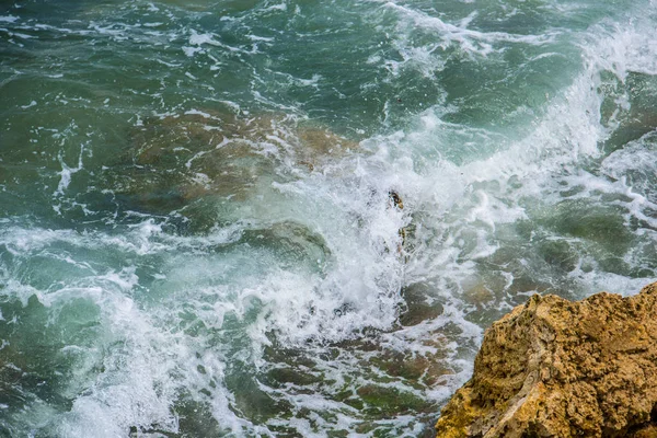 Krachende Wellen Strand — Stockfoto