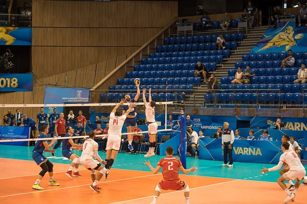 Varna Bulharsko 2018 Volejbal Zápas Mezi Srbskem Francie Skupině Mistrovství — Stock fotografie